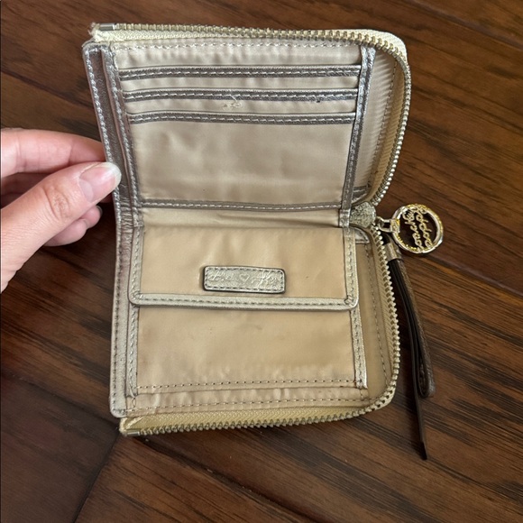 Coach Poppy wallet - Picture 3 of 4